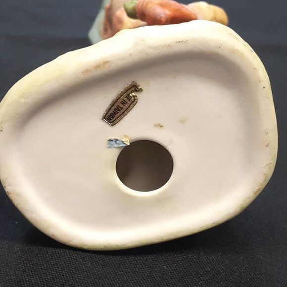 Vintage set of old lady with carrots and old man with carrots - Picture 4 of 9